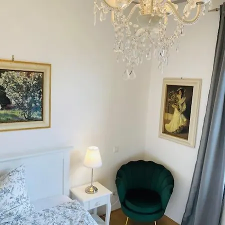 4 Z Ferienwohnung In *